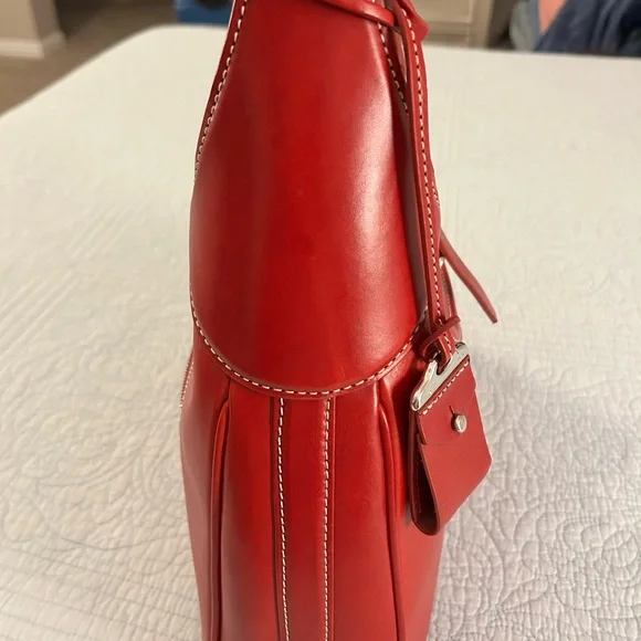 Dooney And Bourke Toscana Florentine leather Shoulder Bag In Red, EUC 🔥 - Picture 5 of 16